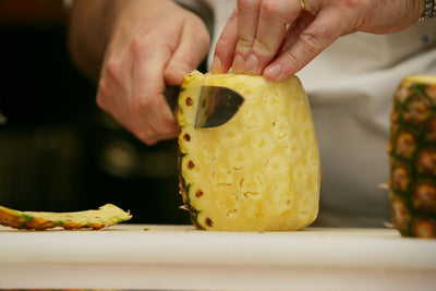 Ananas schneiden – So geht es am besten